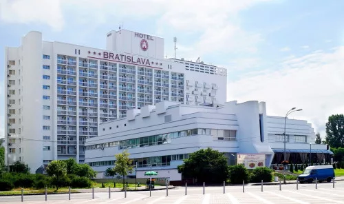 Готель Братислава