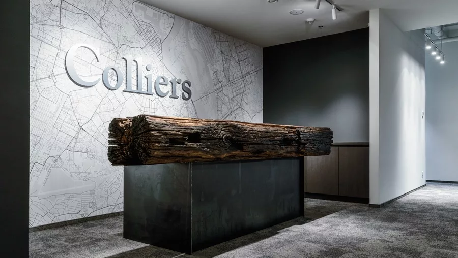 Colliers вхід до офісу