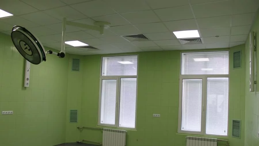 Київська міська клінічна лікарня №2 пуста операційна